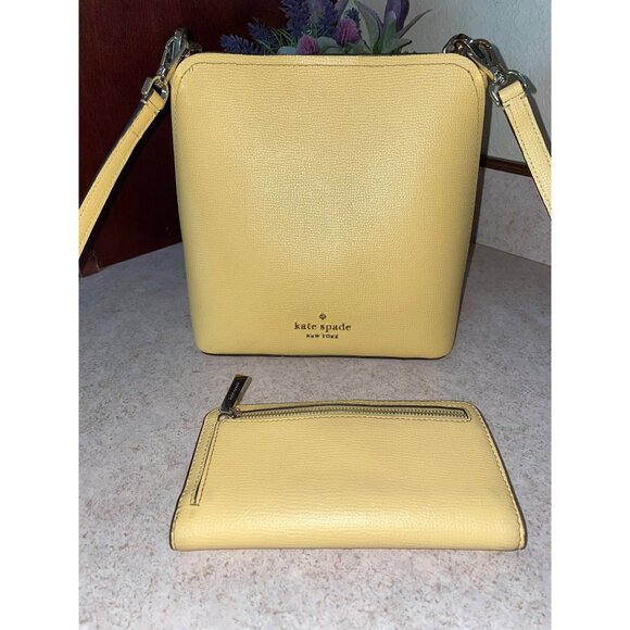 Kate Spade Darcy Small Bucket Bag & Wallet Set Grain Leather Daybreak Yellow Cro - Picture 5 of 9